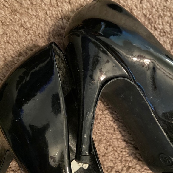 Patent Leather Stiletto Round toe - Picture 5 of 7